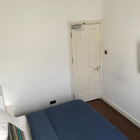 لندن Golders Guesthouse المظهر الخارجي الصورة